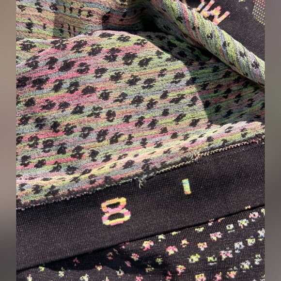 Lululemon Swiftly Tech Long Sleeve 2.0 Sz 8 - Picture 10 of 10